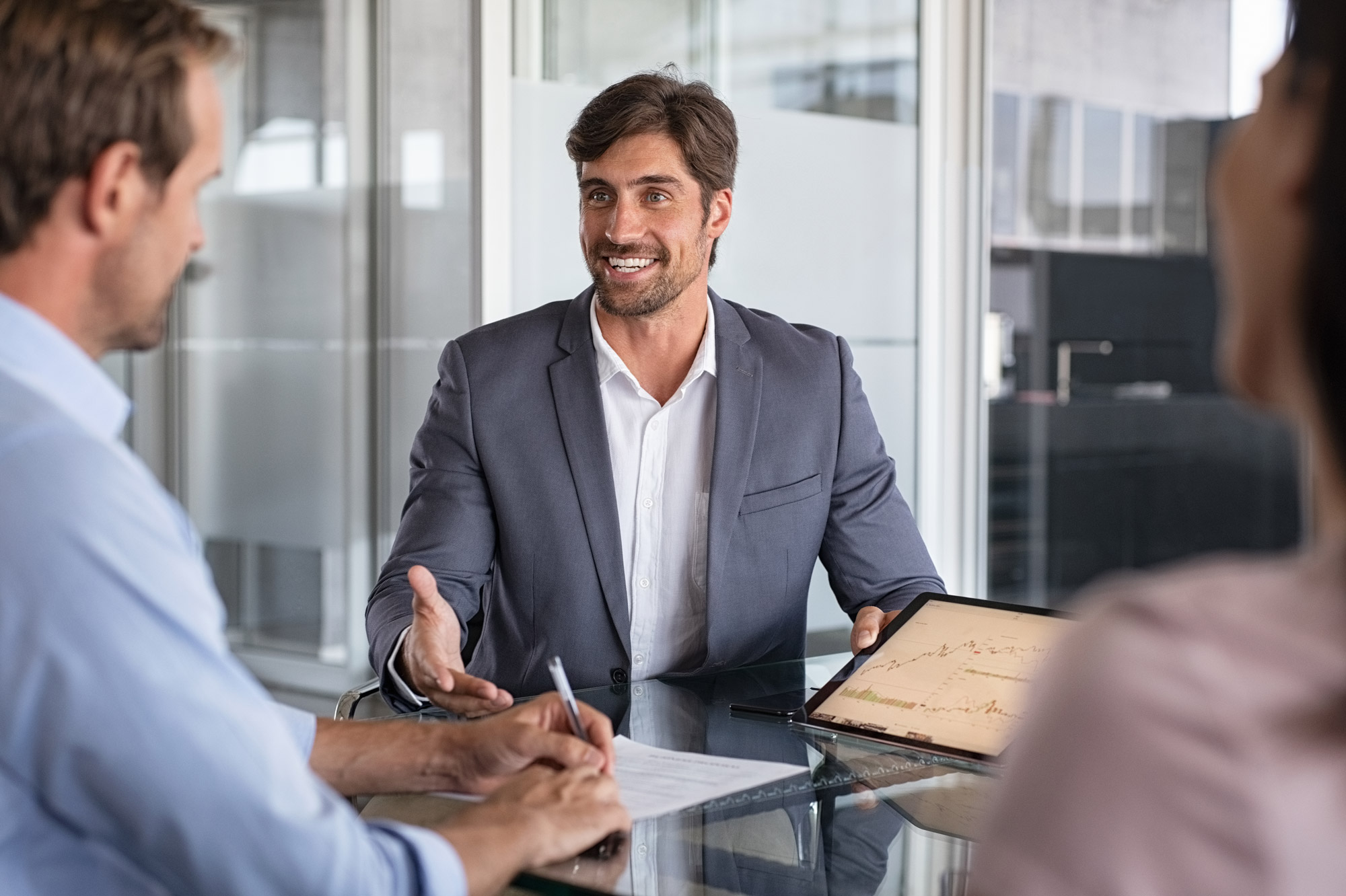 AdobeStock_316761024_2000x1332px